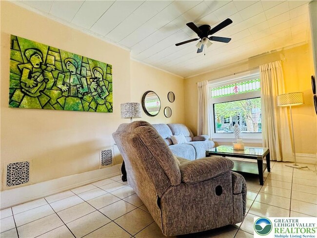 Photo - 1523 W Chew St