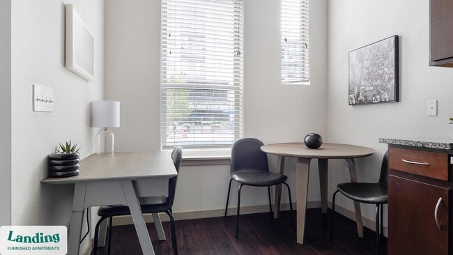 Photo - 1550 N Raleigh St Unit 121