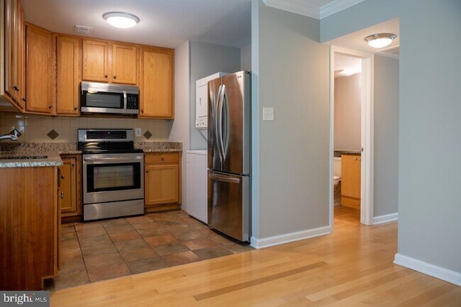 Photo - 1640 Westwind Way