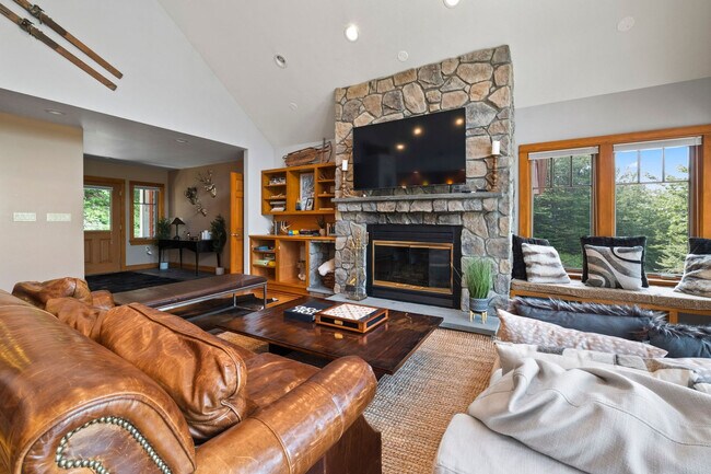 Photo - 196 Black Mountain Rd Unit ID1262025P