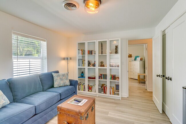 Photo - 2042 37th Ave Unit SI ID1385903P