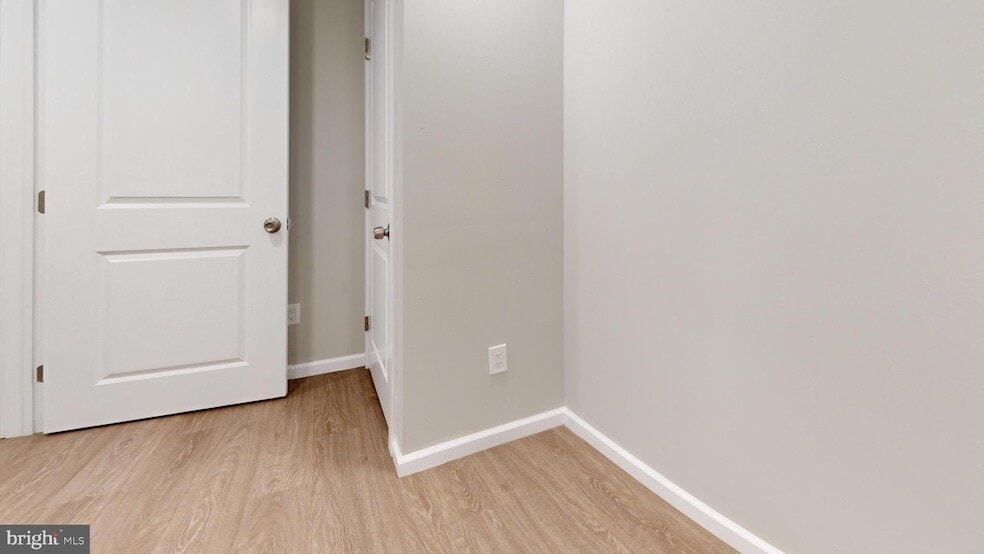 Photo - 1229 W Venango St