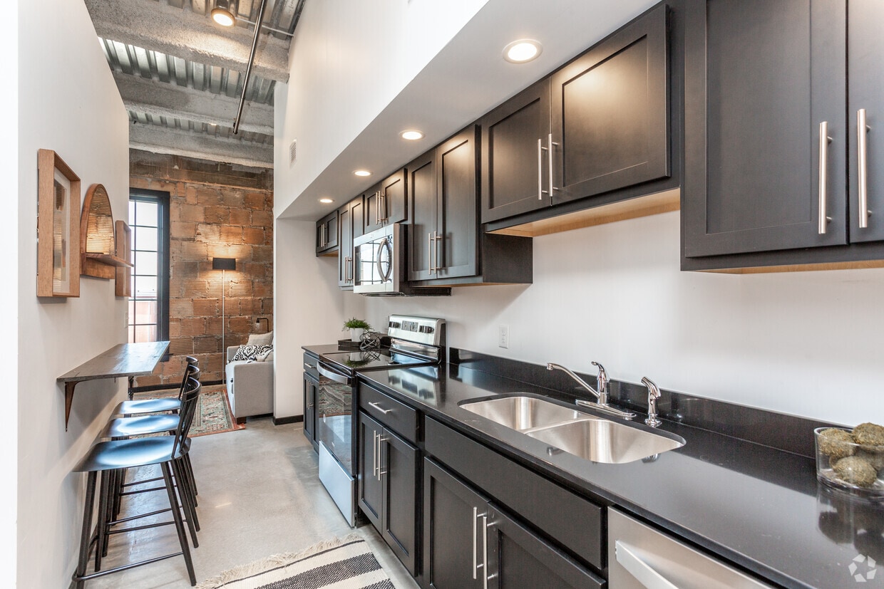 Floor Plan - Studio - AVAILABLE NOW! 