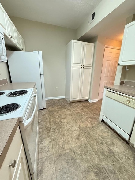 Photo - 5524 Metrowest Blvd Unit 312