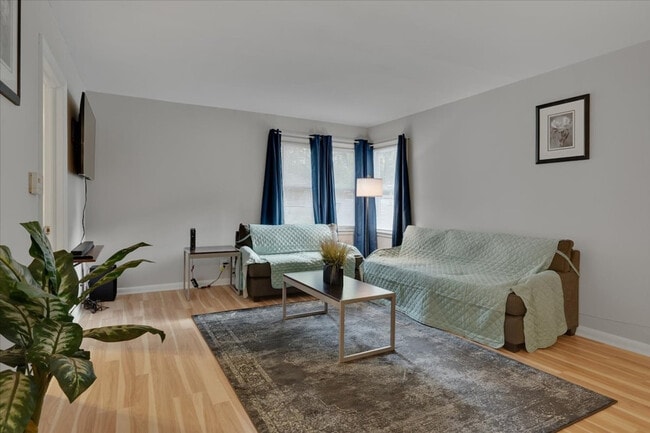 Photo - 803 W Markham Ave Unit SI ID1388429P