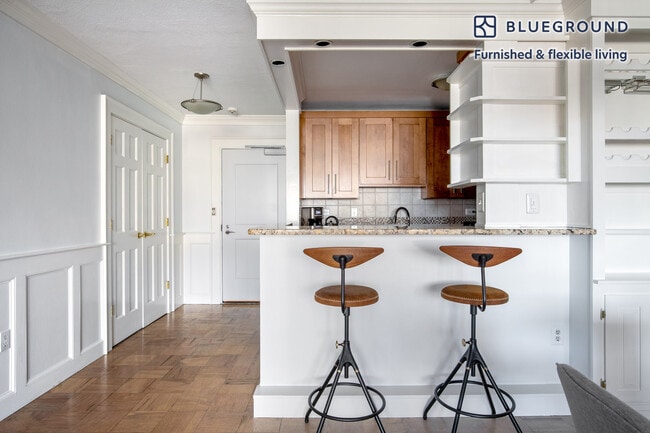 Photo - 6 Whittier Pl Unit FL10-ID288