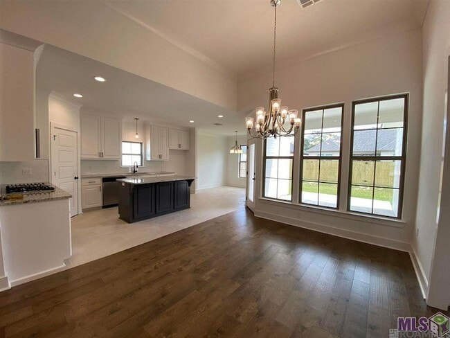 Photo - 30156 Sanctuary Blvd