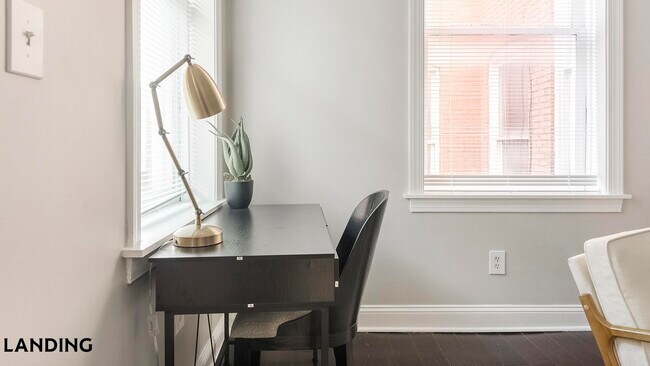 Photo - 617 W Lexington St Unit B2