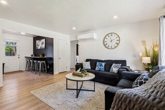 Photo - 6484 Aylesworth Dr Unit SI ID1593933P