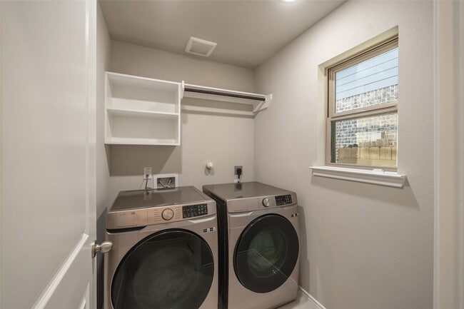 Photo - 17435 Vino Vines Ln