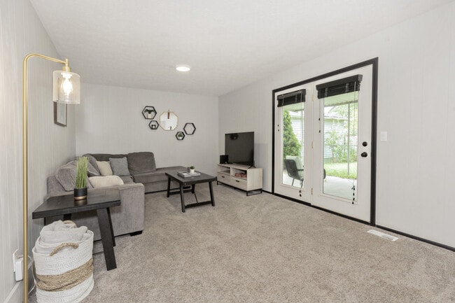 Photo - 1178 Mohegan Trl Unit ID1061093P