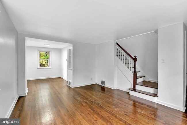 Photo - 331 Oakland St