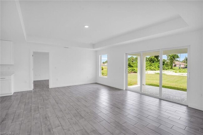 Photo - 2812 15th St SW