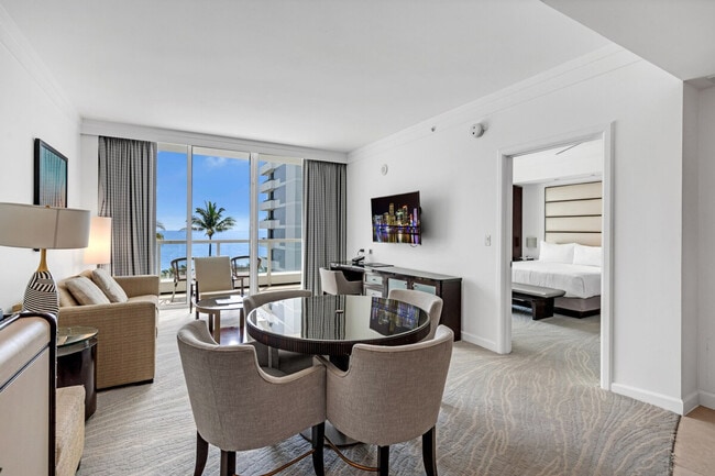Building Photo - 4385 Collins Ave Unit SI ID1540546P