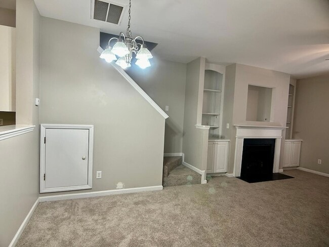 Photo - 157 Woodson Dr