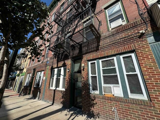 Photo - 1513 Summit Ave