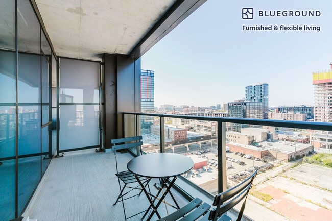 Photo - 225 N Elizabeth St Unit FL12-ID1102