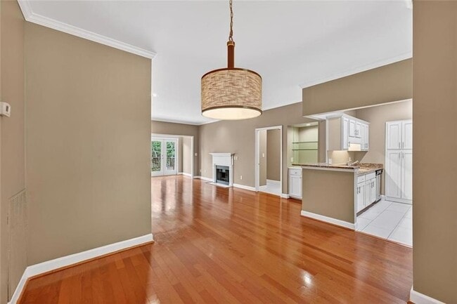 Photo - 2865 Lenox Rd NE Unit 610