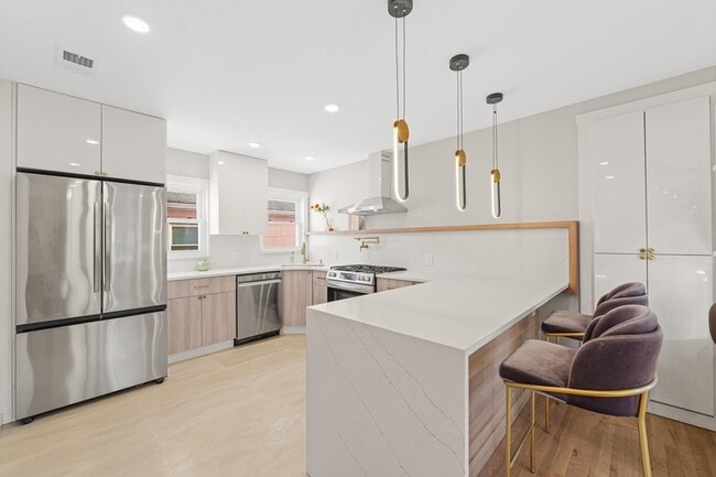 Photo - 312 Garfield Ave