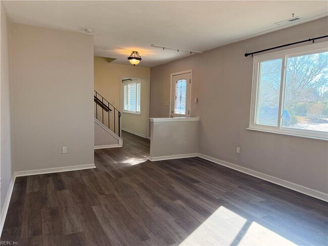 Photo - 5492 Pocono Pl