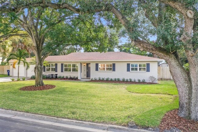 Photo - 4802 W Longfellow Ave