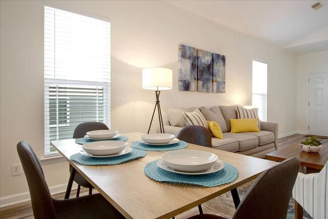 Photo - 11 Summer Lake Way Unit ID1244793P