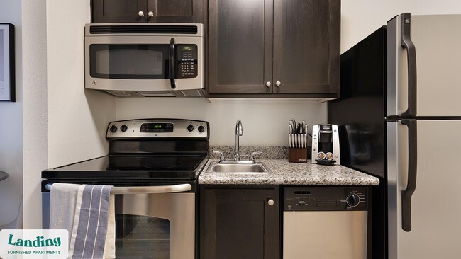 Photo - 1430 NW Pettygrove St Unit E205