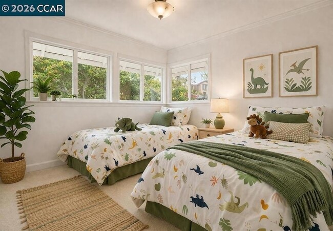 Photo - 225 Merced Dr