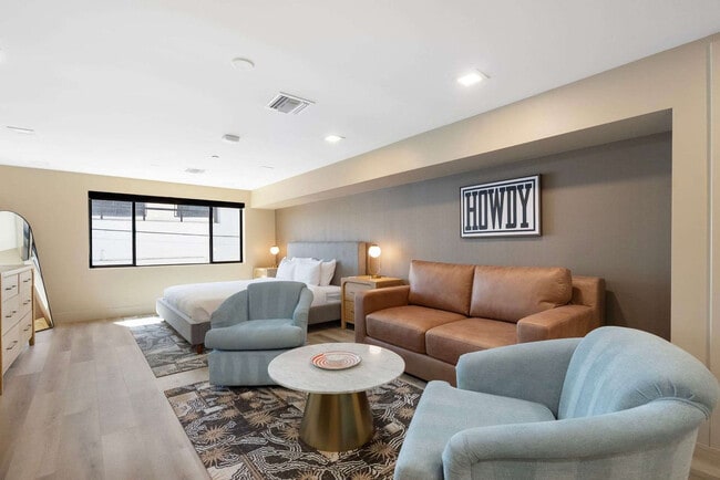 Building Photo - 4238 N Craftsman Ct Unit SI FL2-ID1558664P