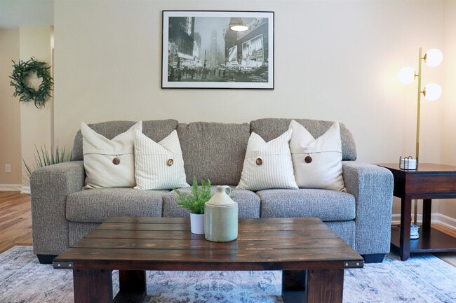 Photo - 18451 Sharon Ln Unit ID1032334P