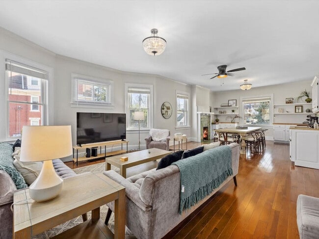 Photo - 258 Dorchester Ave Unit SI ID1056079P