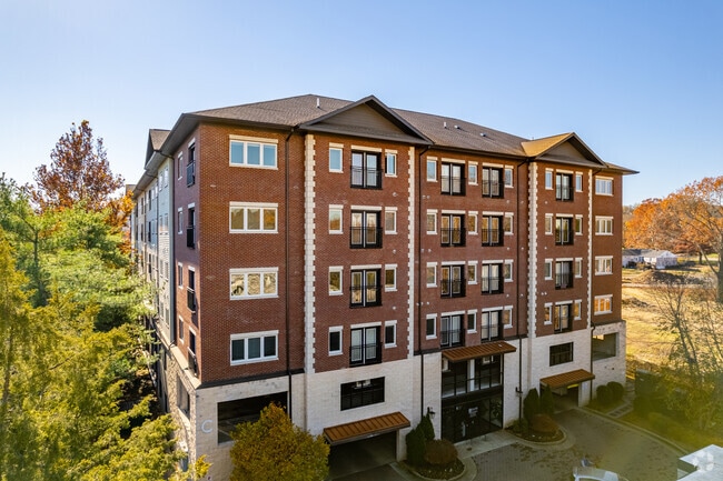 Village Green Hills - Village Green Hills