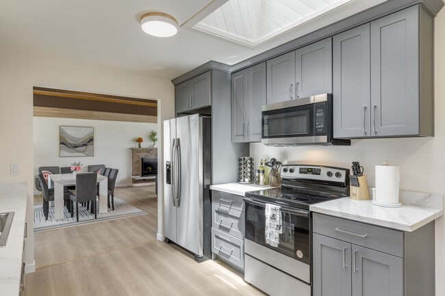 Photo - 12527 SE 52nd St Unit ID1335049P