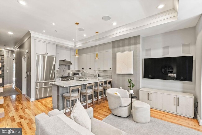 Photo - 1224 R St NW Unit 2