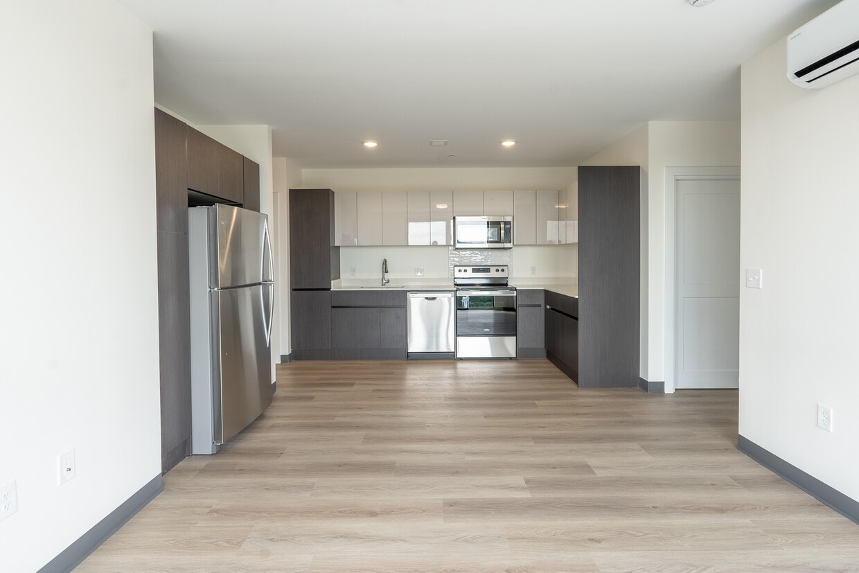 Floor Plan - 1 Bed/1 Bath + Den