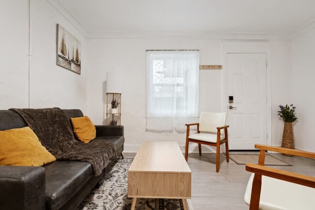 Photo - 2904 Berwick St Unit ID1310516P