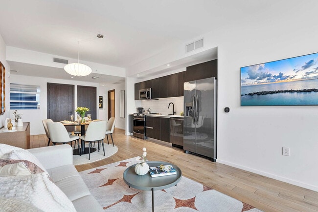 Building Photo - 398 NE 5th St Unit ID1240681P