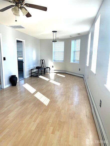 Photo - 31 W Main St Unit UPPER