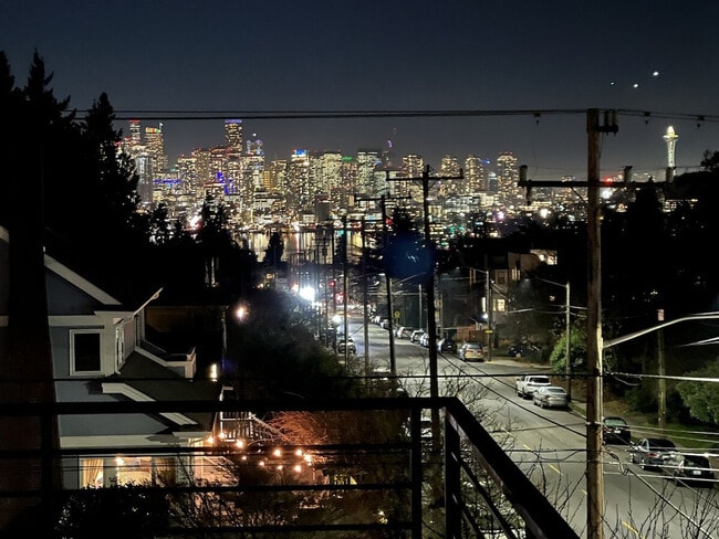 Photo - 4308 Wallingford Ave N Unit ID1035902P