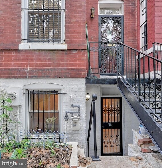 Photo - 1209 I St SE