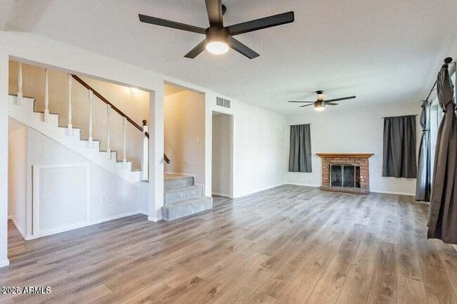 Photo - 505 W Howe St