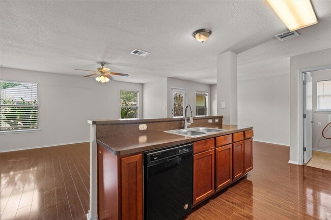 Photo - 15012 Parrish Ln