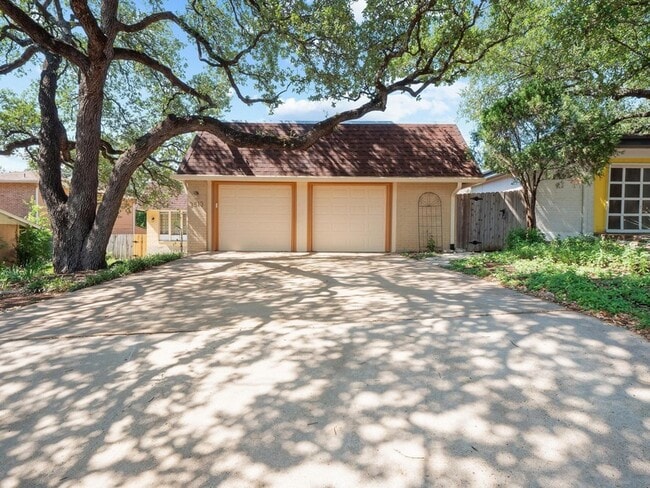 Photo - 3513 Westchester Ave Unit 102