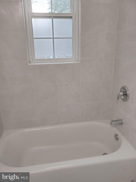 Photo - 1719 N Troy St Unit 8393