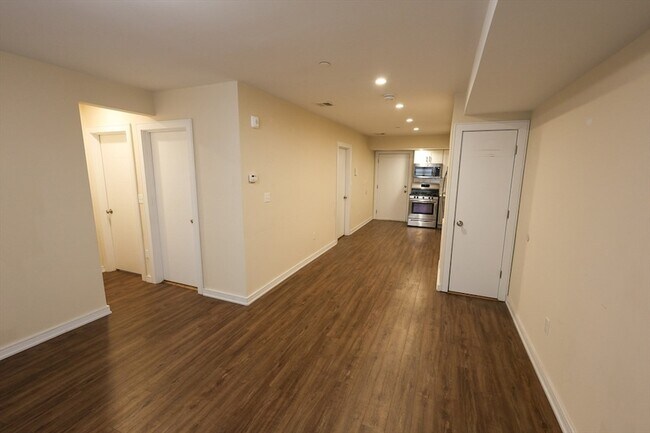Photo - 332 Talbot Ave Unit 5