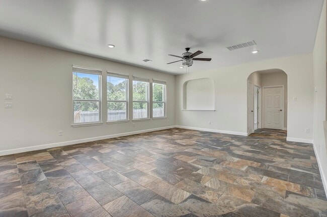 Photo - 309 Camperdown Elm Dr