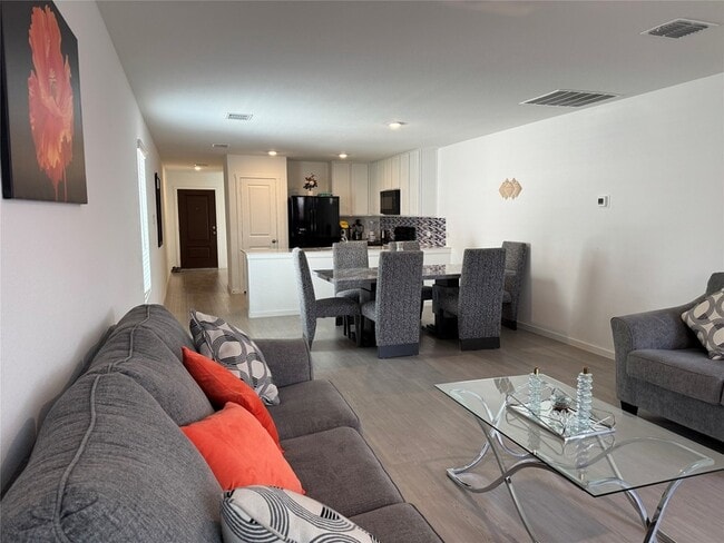 Photo - 3057 Ashbrook Ln