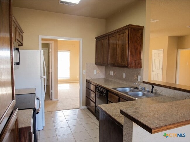 Photo - 3404 Jacob St