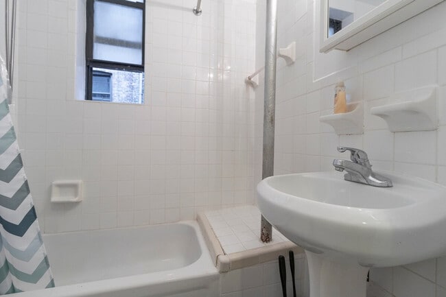 Photo - 309-311 East 95th Street-SI ID1032053P Unit SI ID1032053P