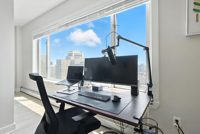 Photo - 899 Pine St Unit FL16-ID1245521P